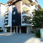 Nikol Deluxe